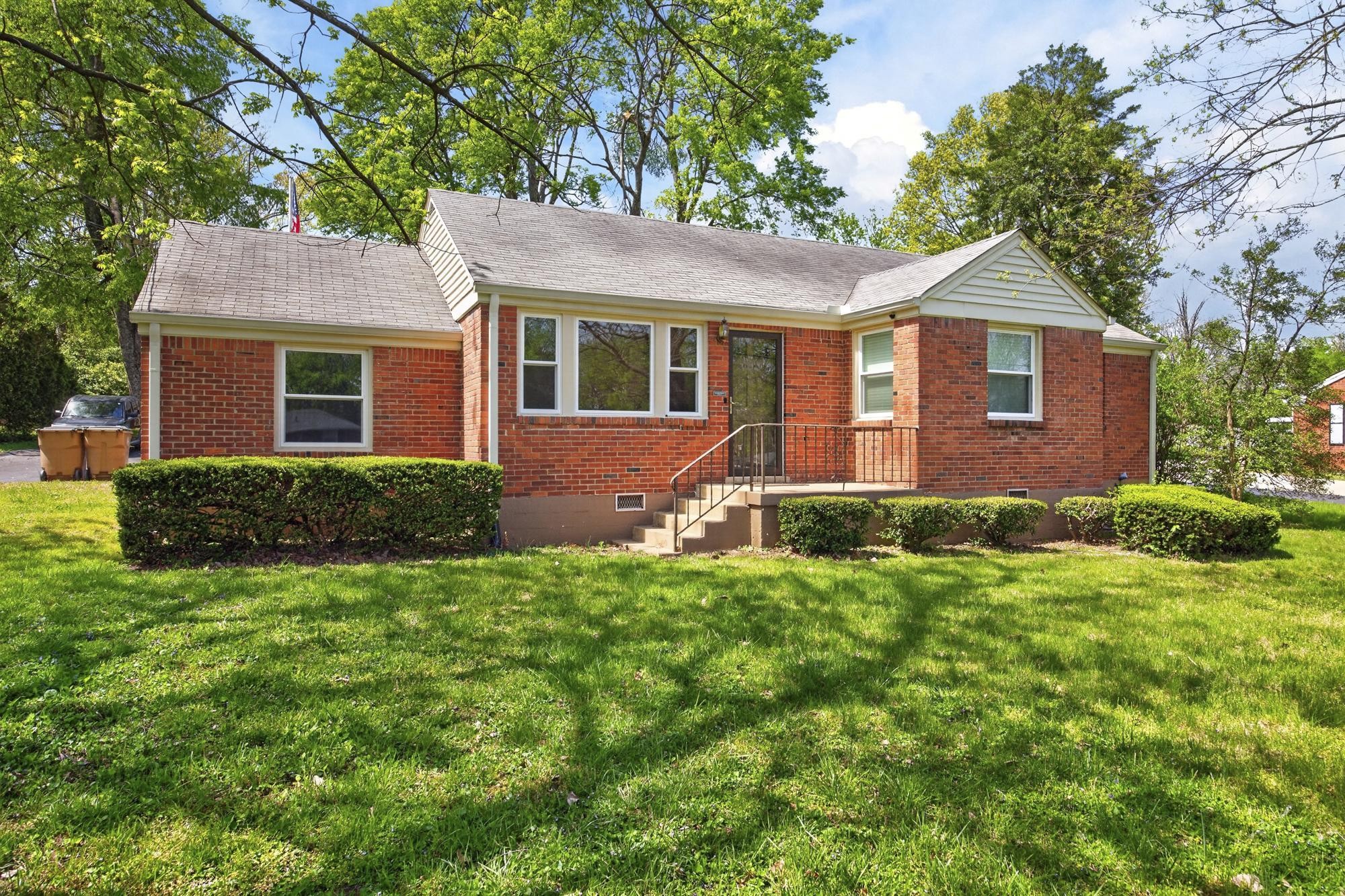 116 S Graycroft Avenue Madison TN 37115