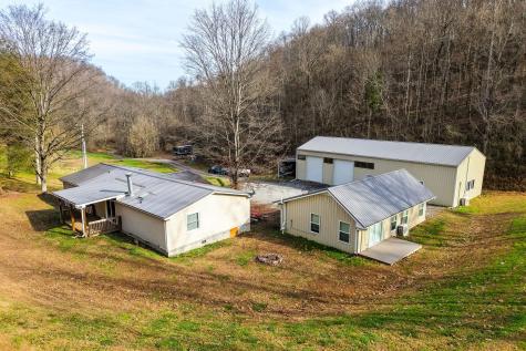 938 Riley Creek Road Whitleyville TN 38588