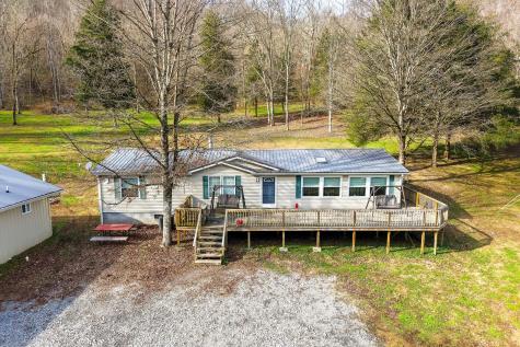 938 Riley Creek Road Whitleyville TN 38588