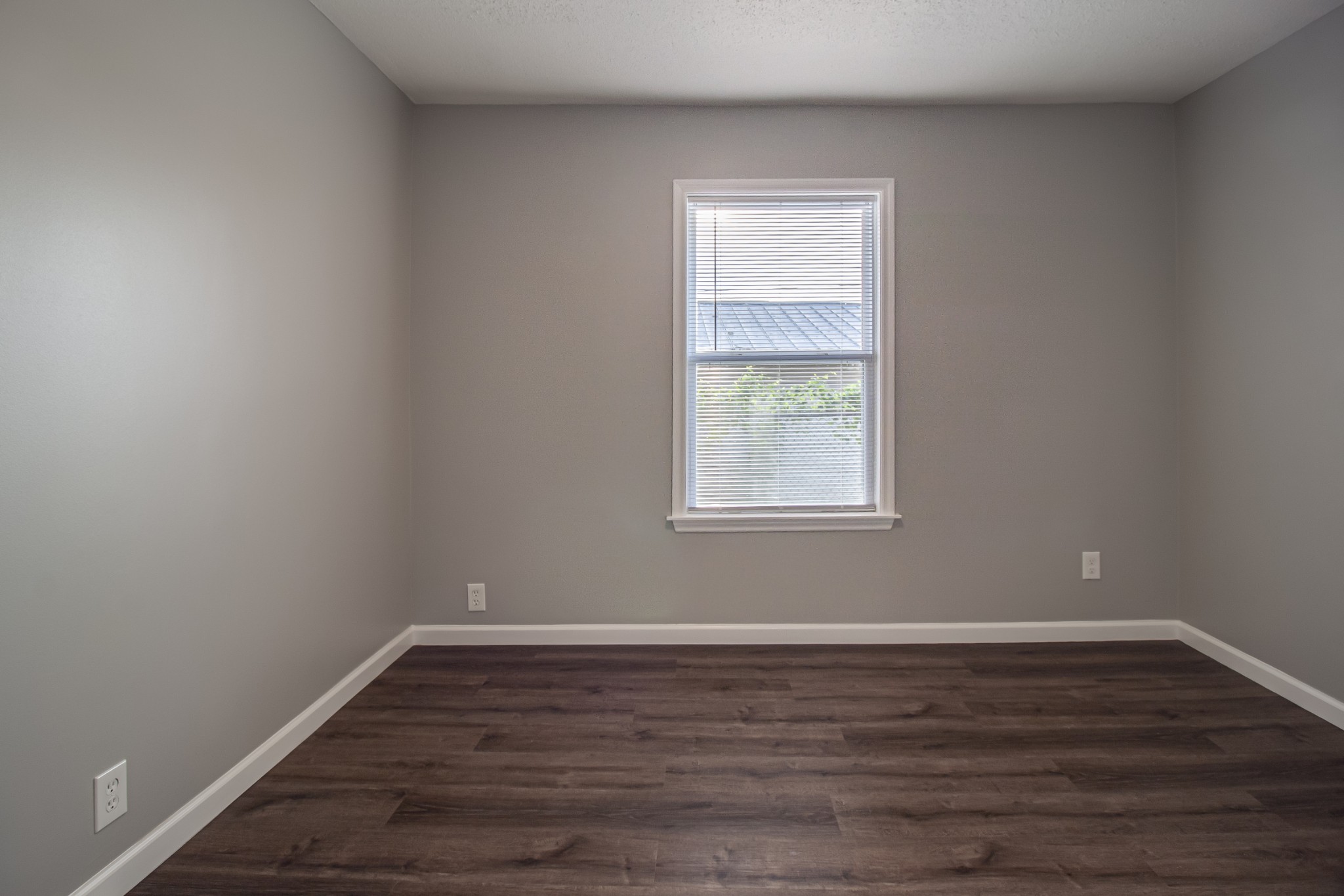 121 Popular St, N Cowan TN 37318