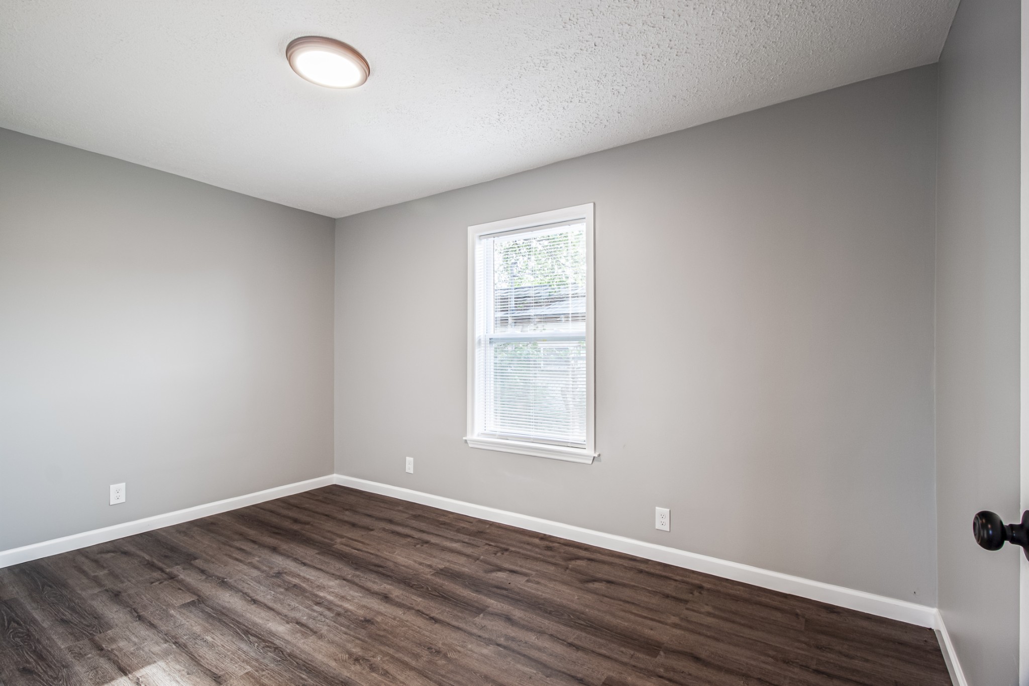 121 Popular St, N Cowan TN 37318