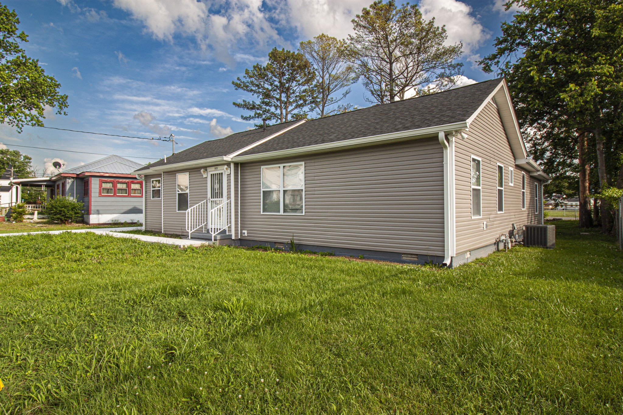121 Popular St, N Cowan TN 37318