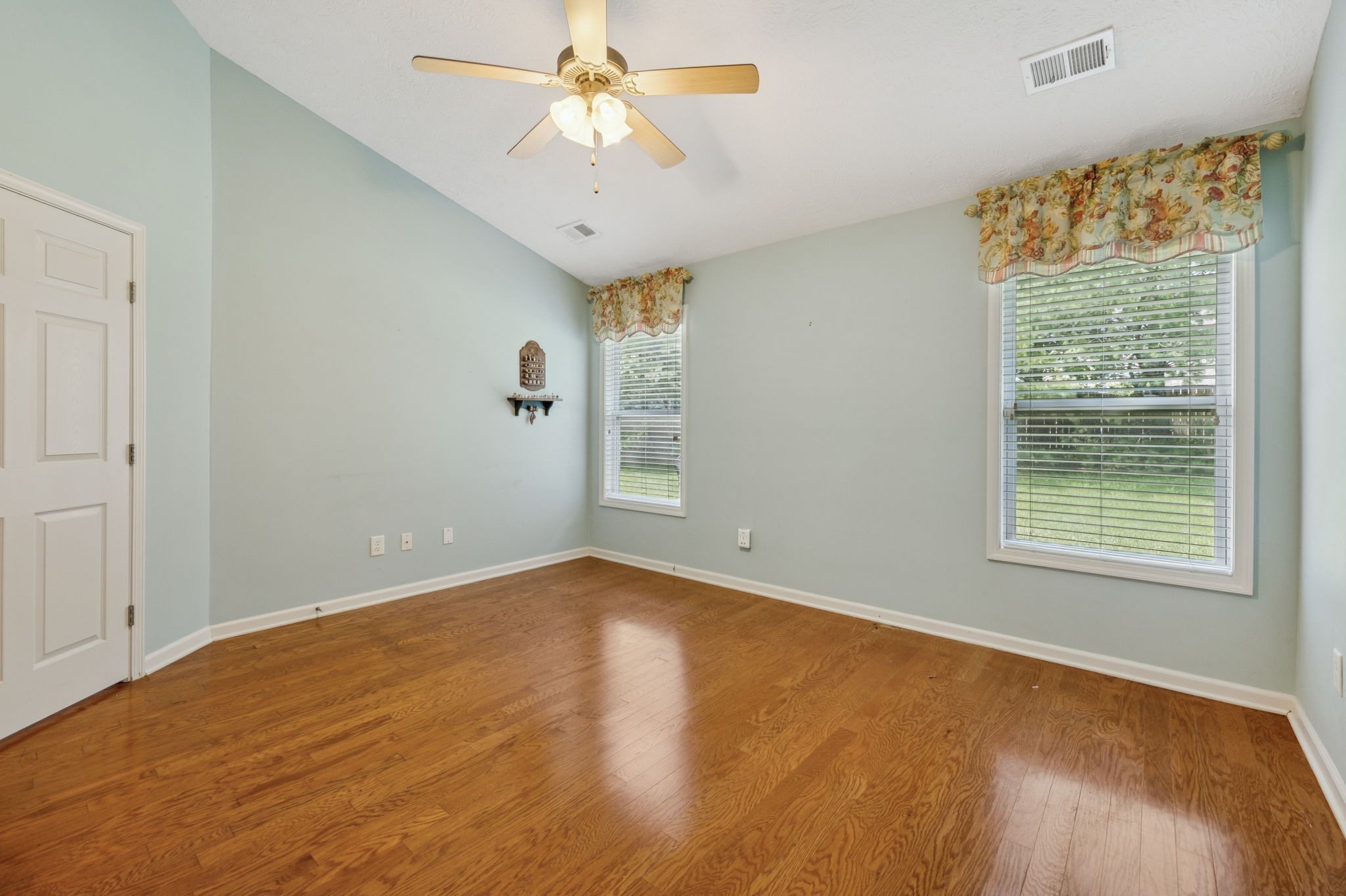 145 Plymouth Drive Lebanon TN 37087