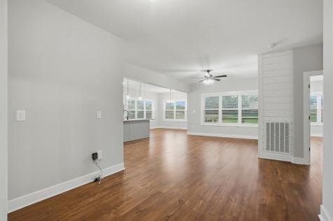 3968 Chapel Hill Road Clarksville TN 37040