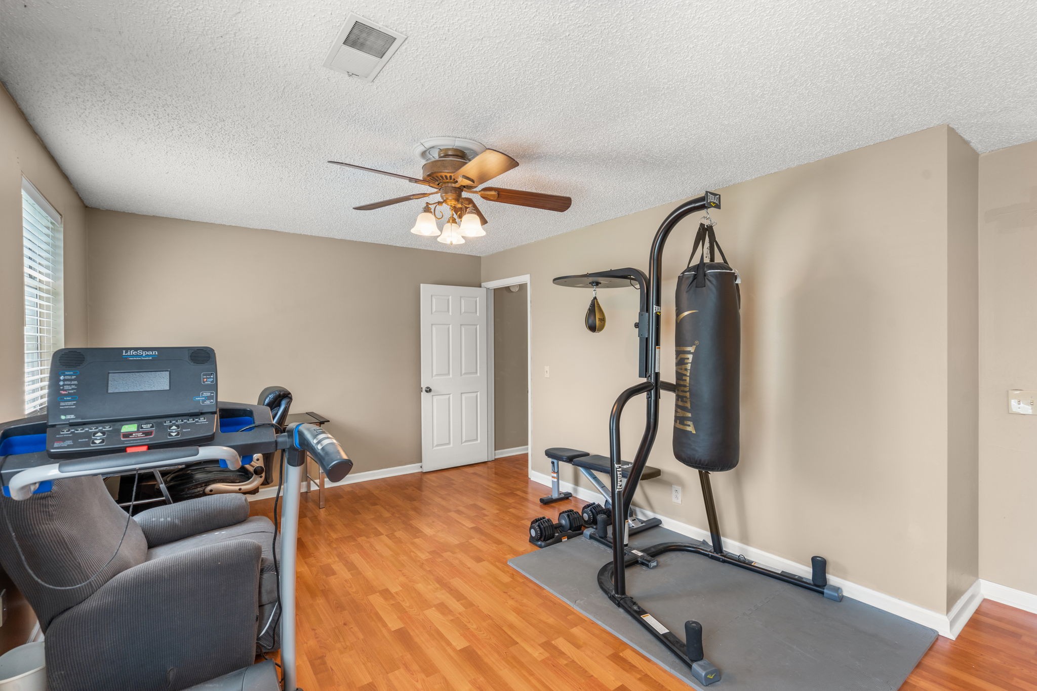 3868 Priest Lake Drive Nashville TN 37217