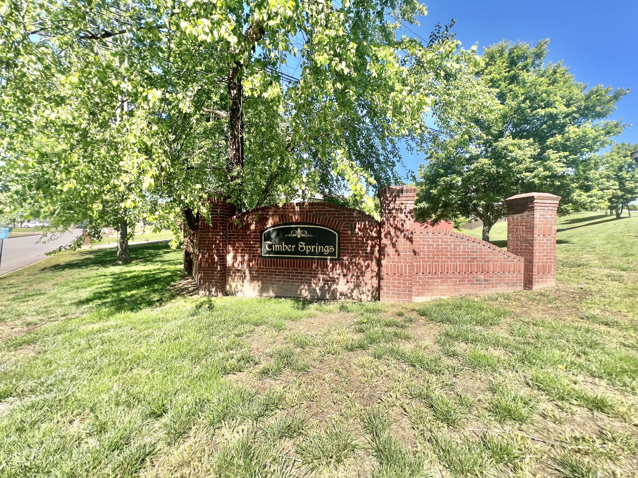 586 Pongracz Way Clarksville TN 37042