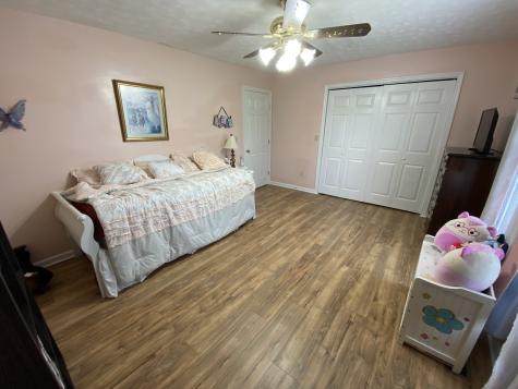 172 Landrum Lane Lafayette TN 37083