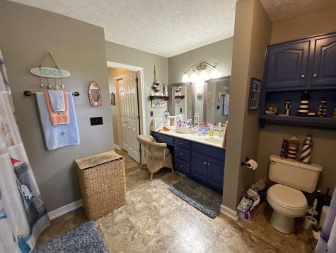 172 Landrum Lane Lafayette TN 37083