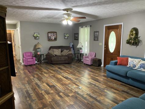 172 Landrum Lane Lafayette TN 37083