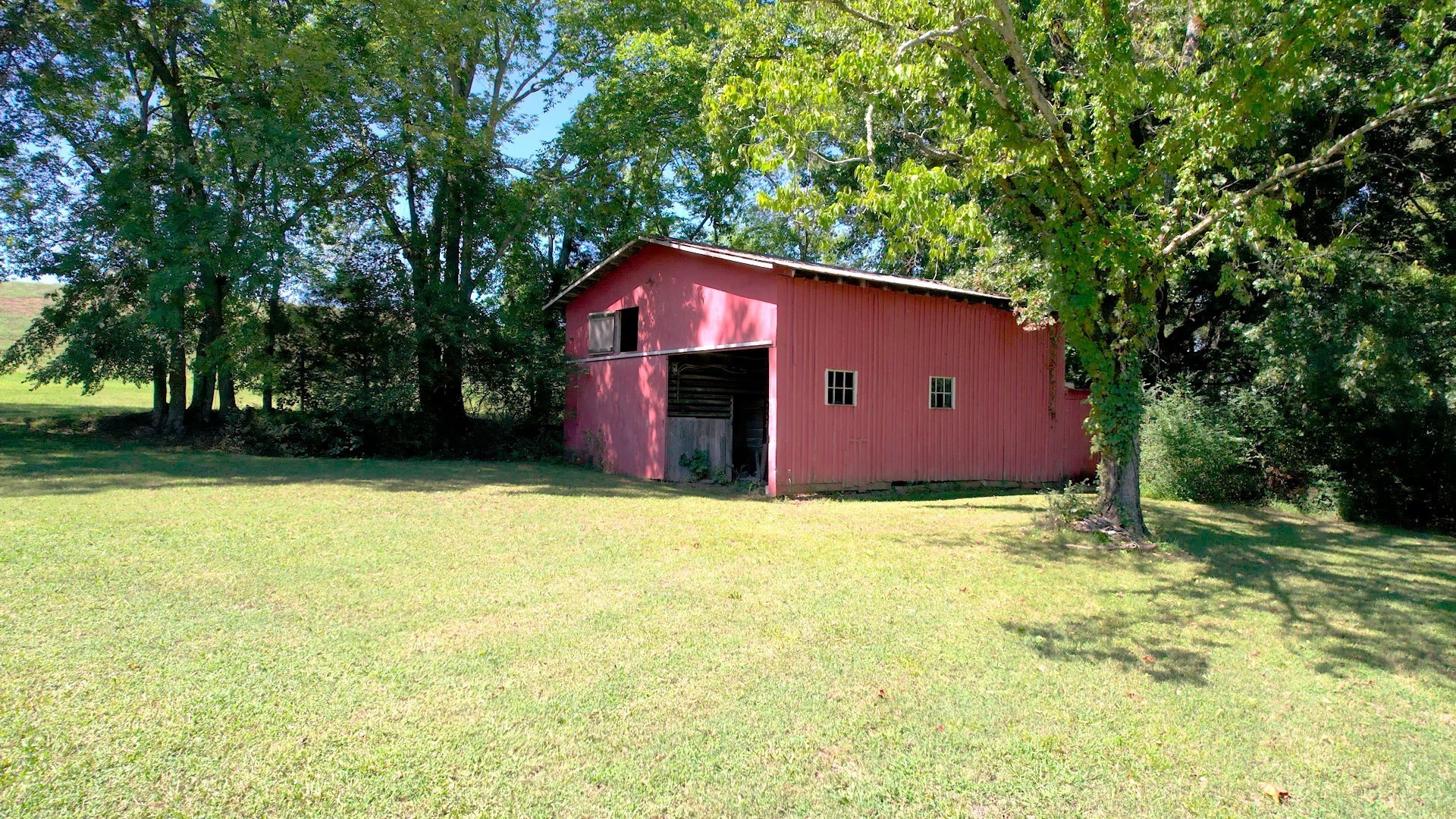 217 Bear Creek Pike Columbia TN 38401