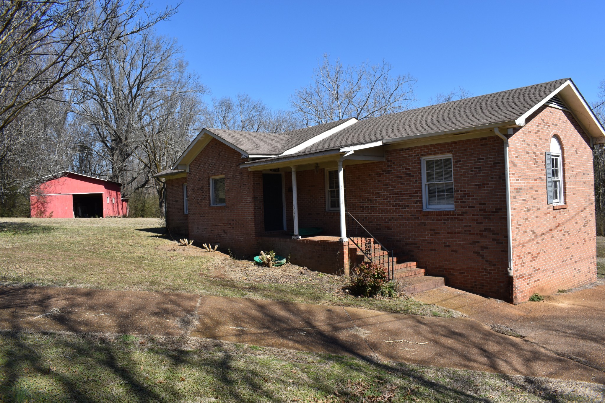 217 Bear Creek Pike Columbia TN 38401