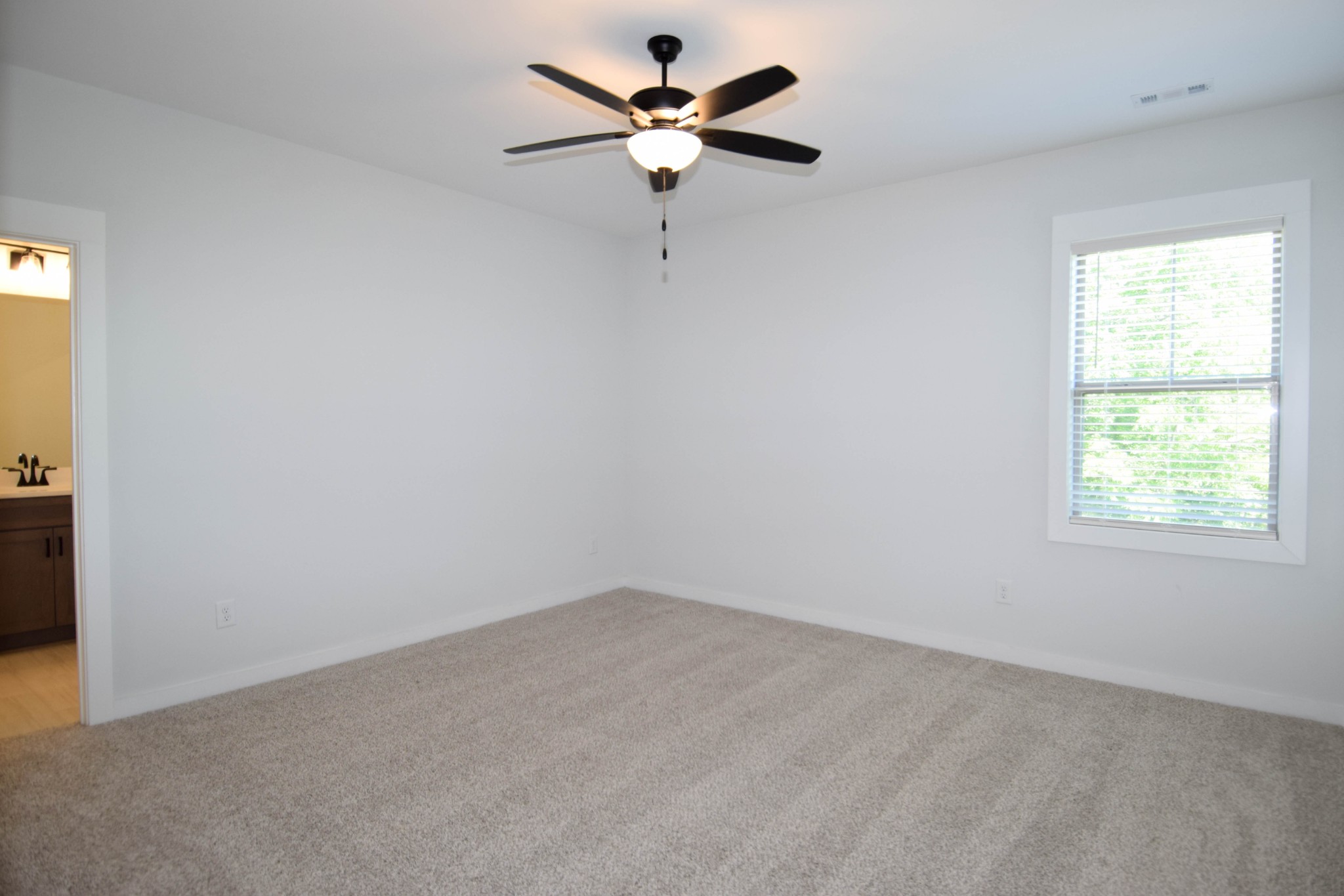 1002 Keeneland Drive Gallatin TN 37066