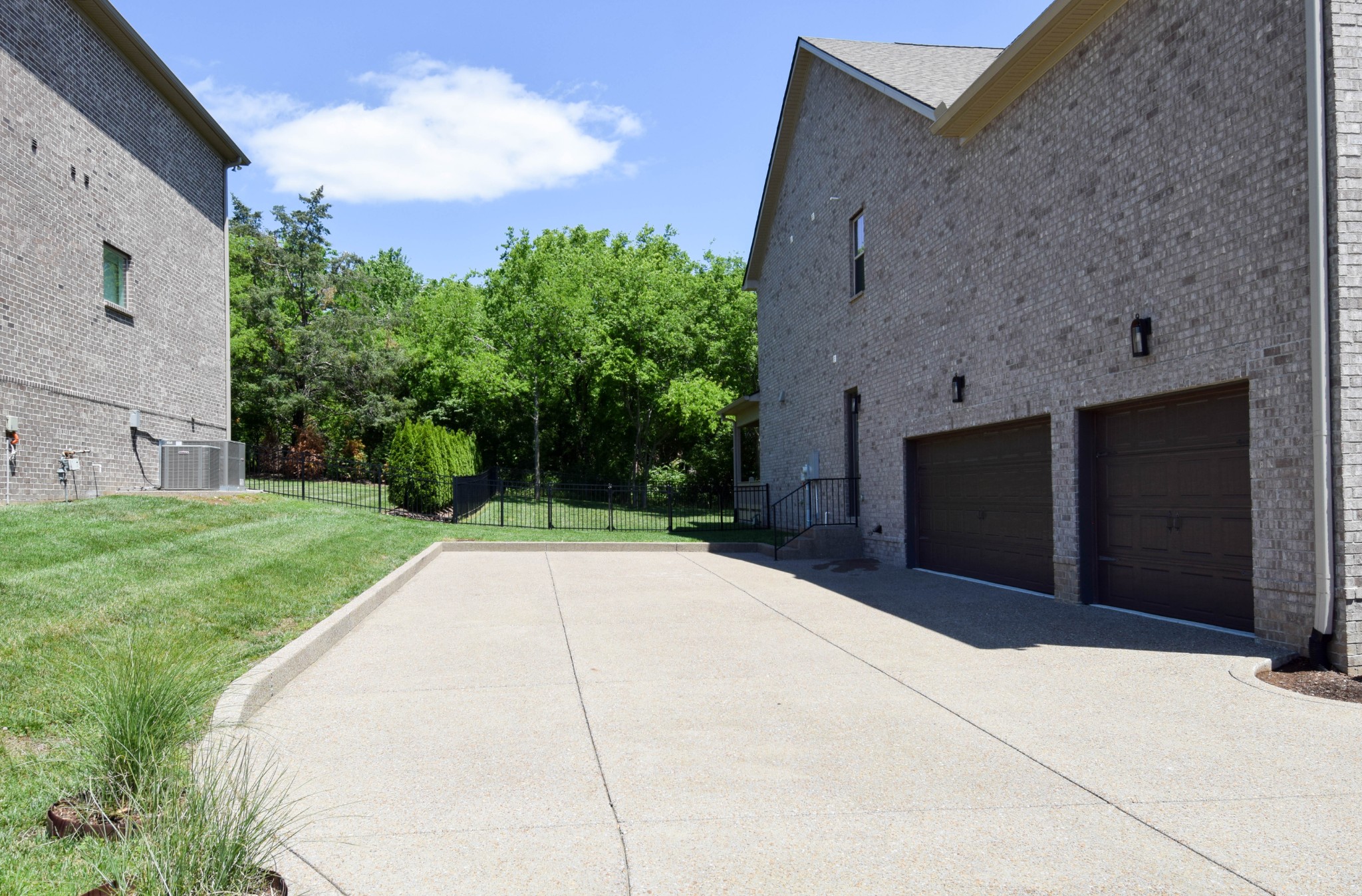 1002 Keeneland Drive Gallatin TN 37066