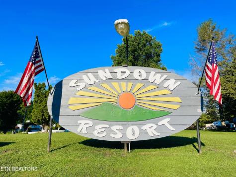 21 Highway 73 Townsend TN 37882
