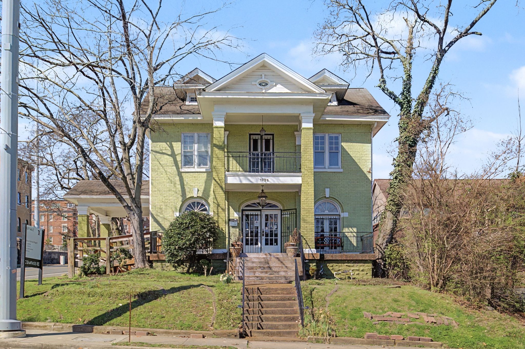 1233 17th Ave, S Nashville TN 37212