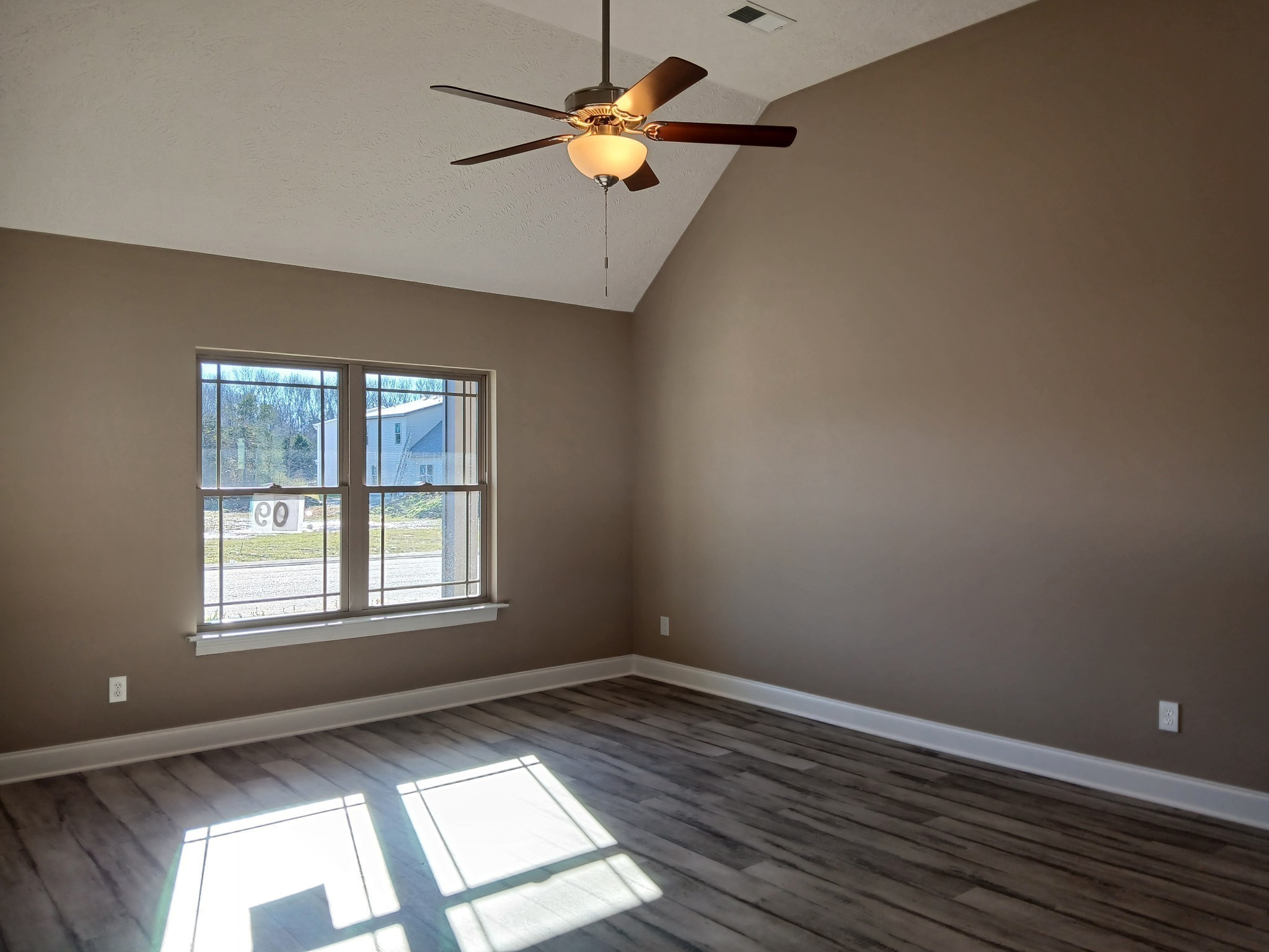 2914 Valley Farms Drive Christiana TN 37037
