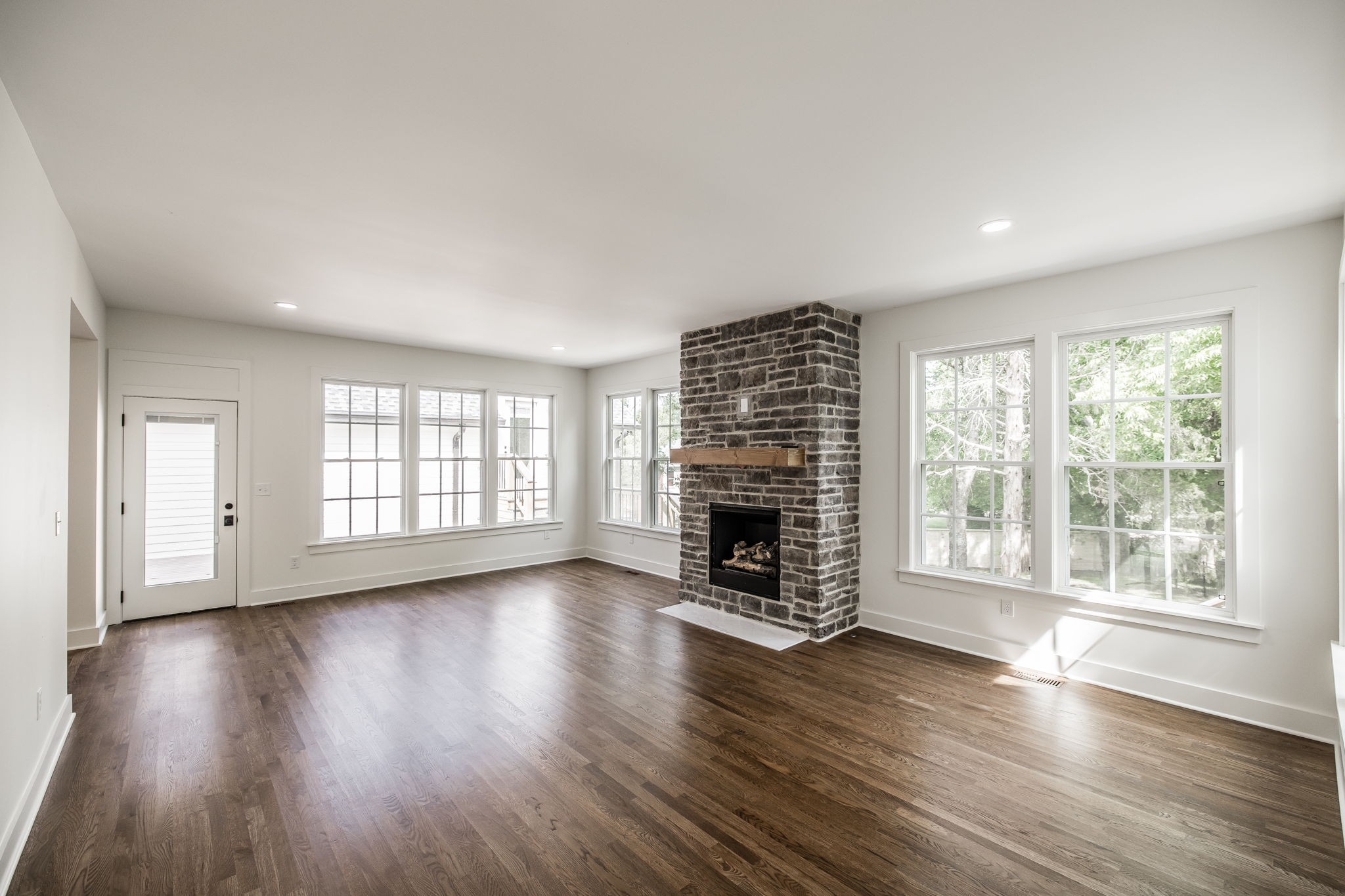 7052 N Lake Drive Brentwood TN 37027