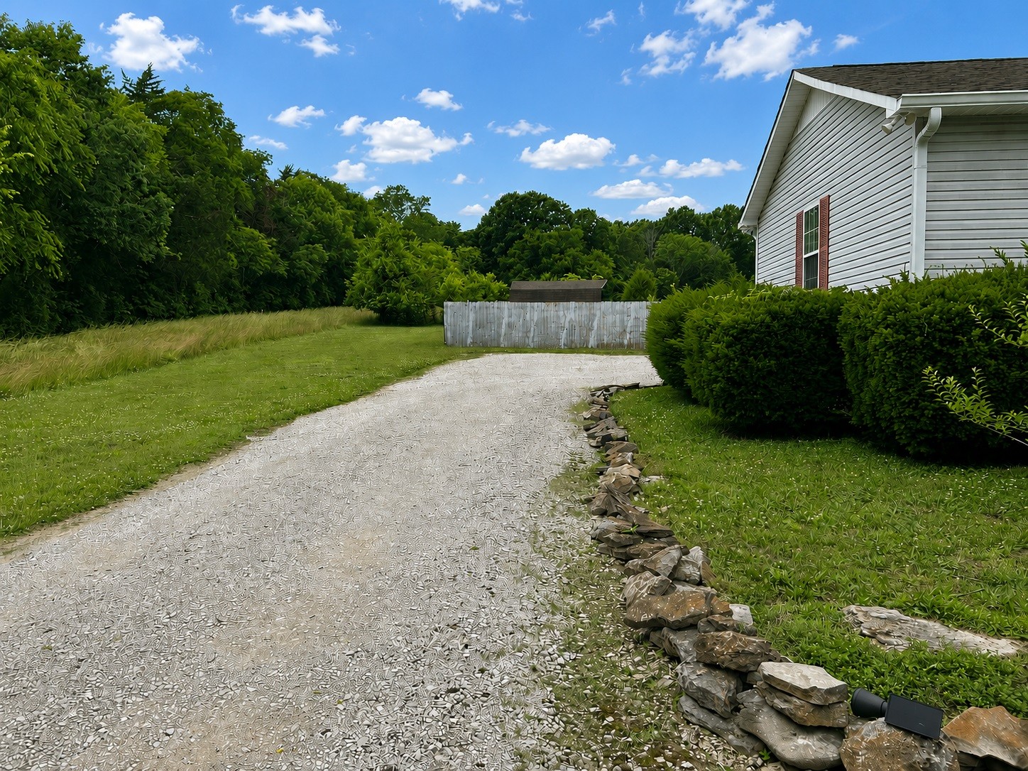 1788 Seavy Hight Road Columbia TN 38401