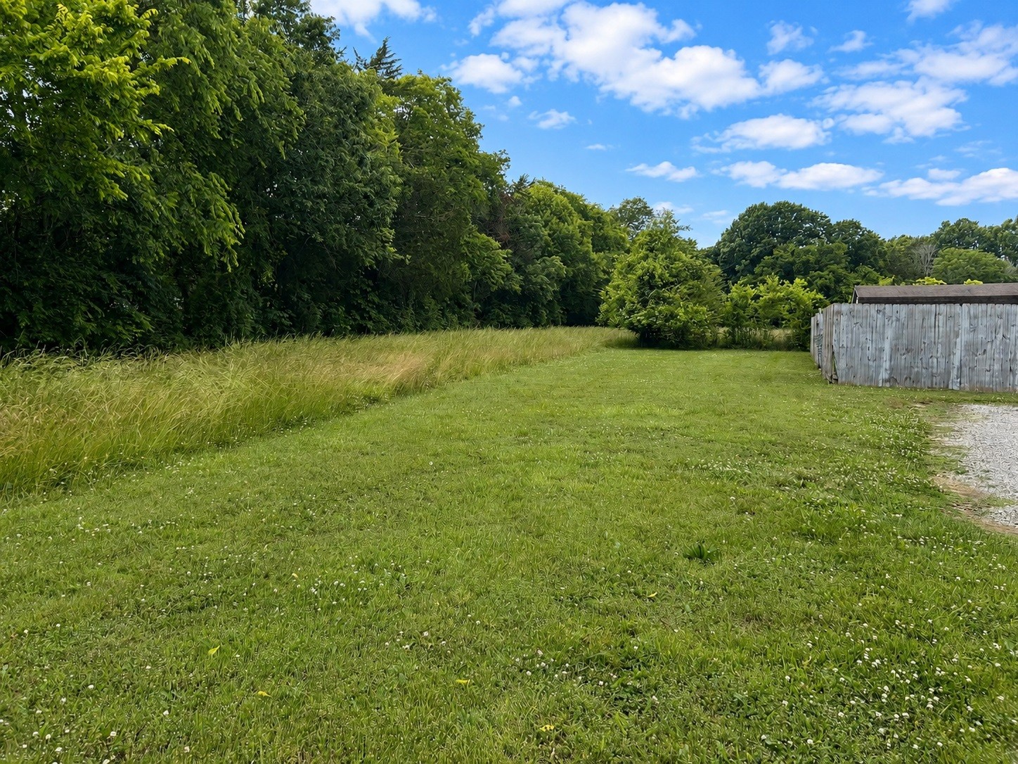 1788 Seavy Hight Road Columbia TN 38401