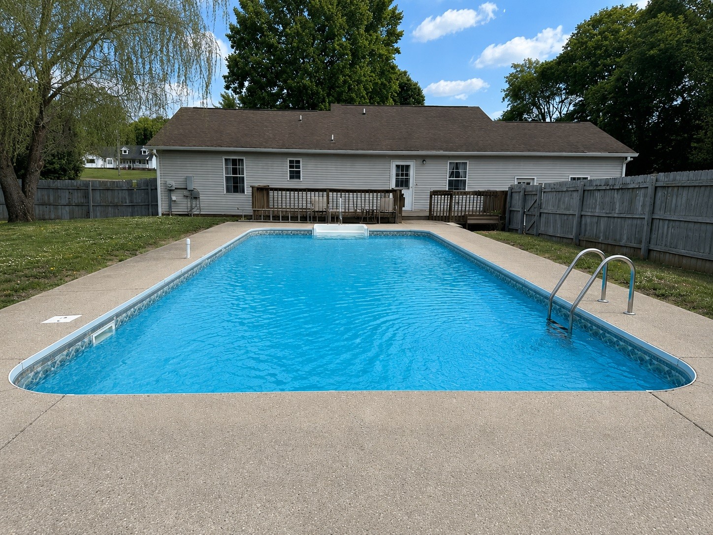 1788 Seavy Hight Road Columbia TN 38401