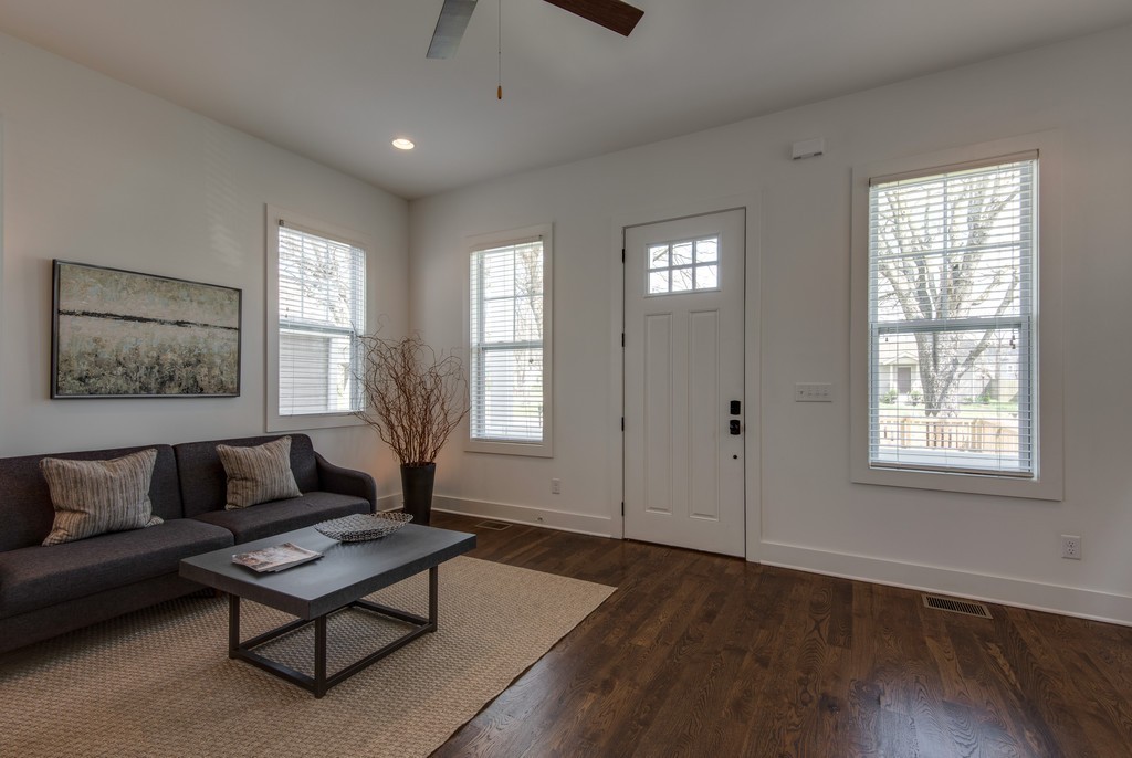 711B 45th Ave, N Nashville TN 37209