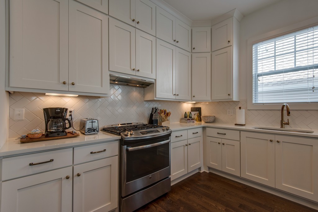 711B 45th Ave, N Nashville TN 37209