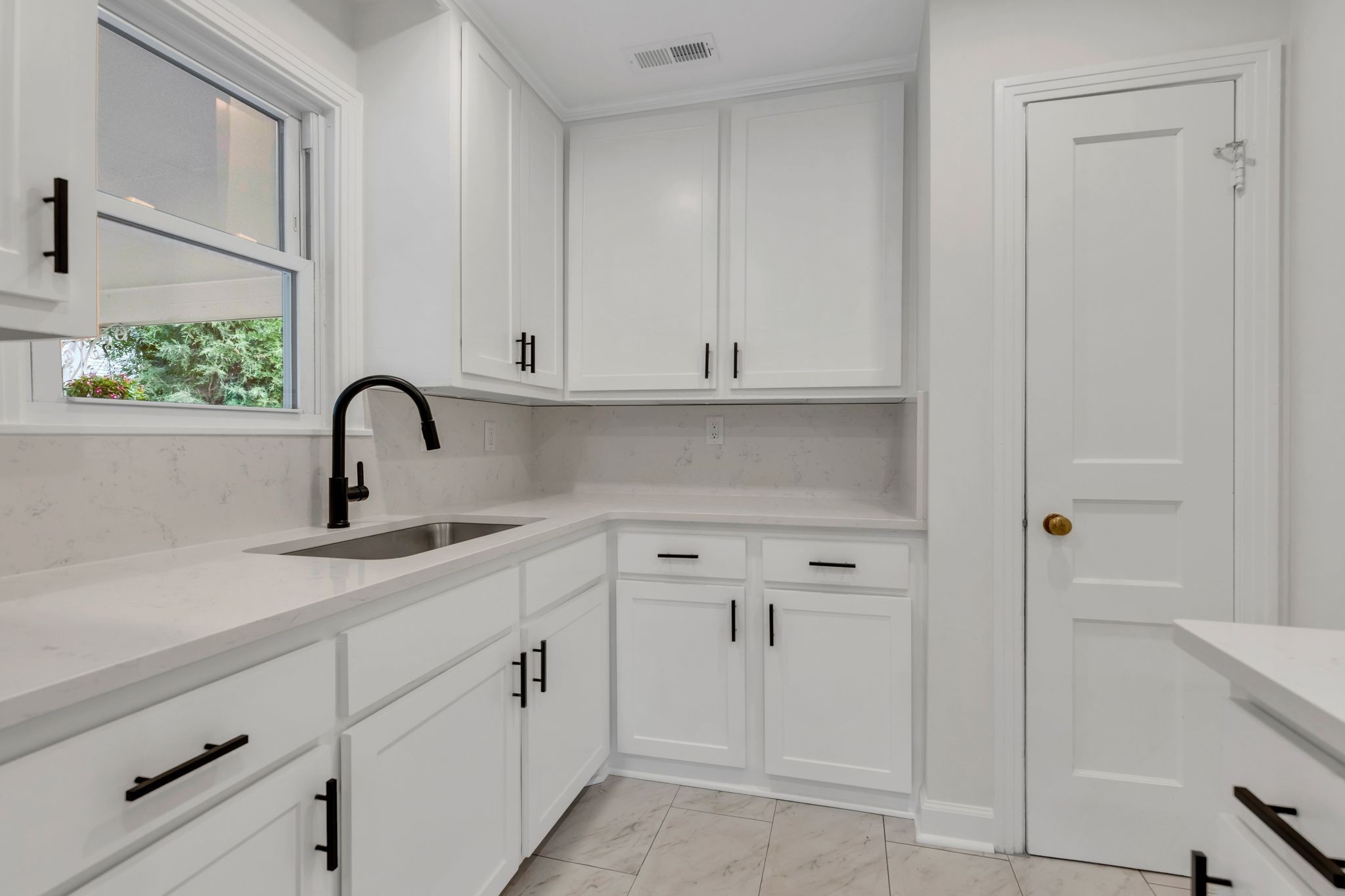 3120 Southlake Drive Nashville TN 37211
