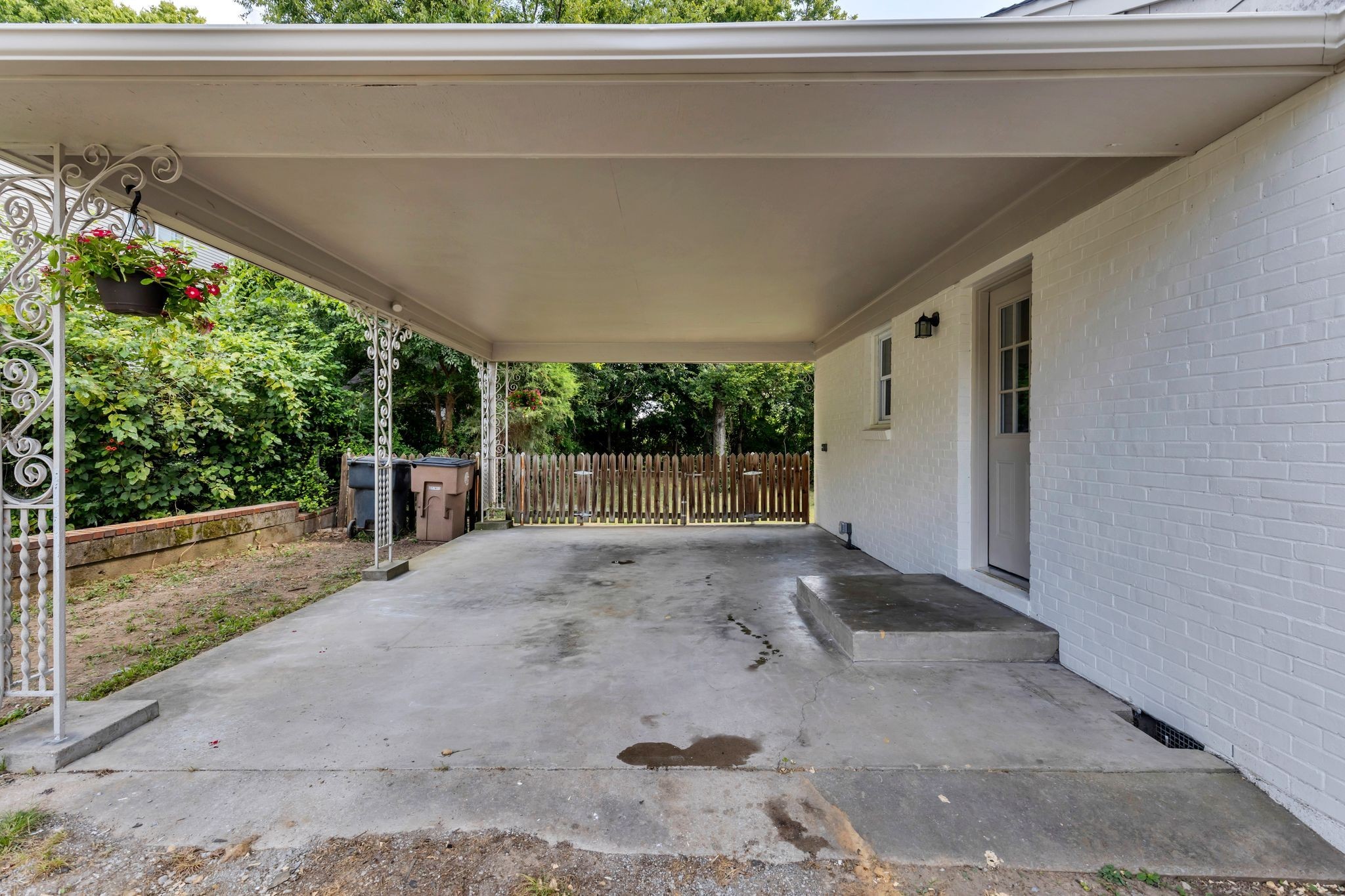 3120 Southlake Drive Nashville TN 37211