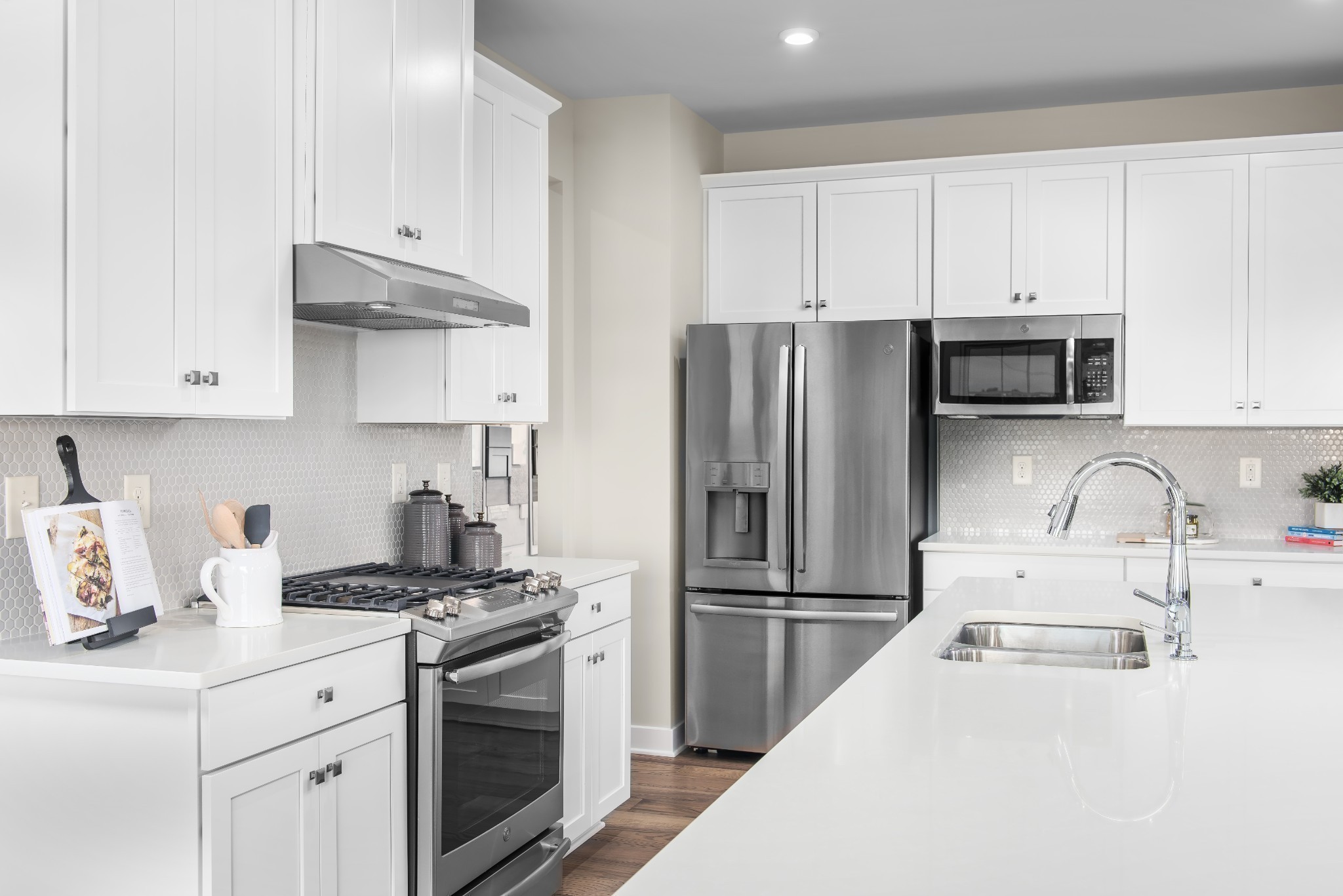 2423 Brumby Loop White House TN 37188