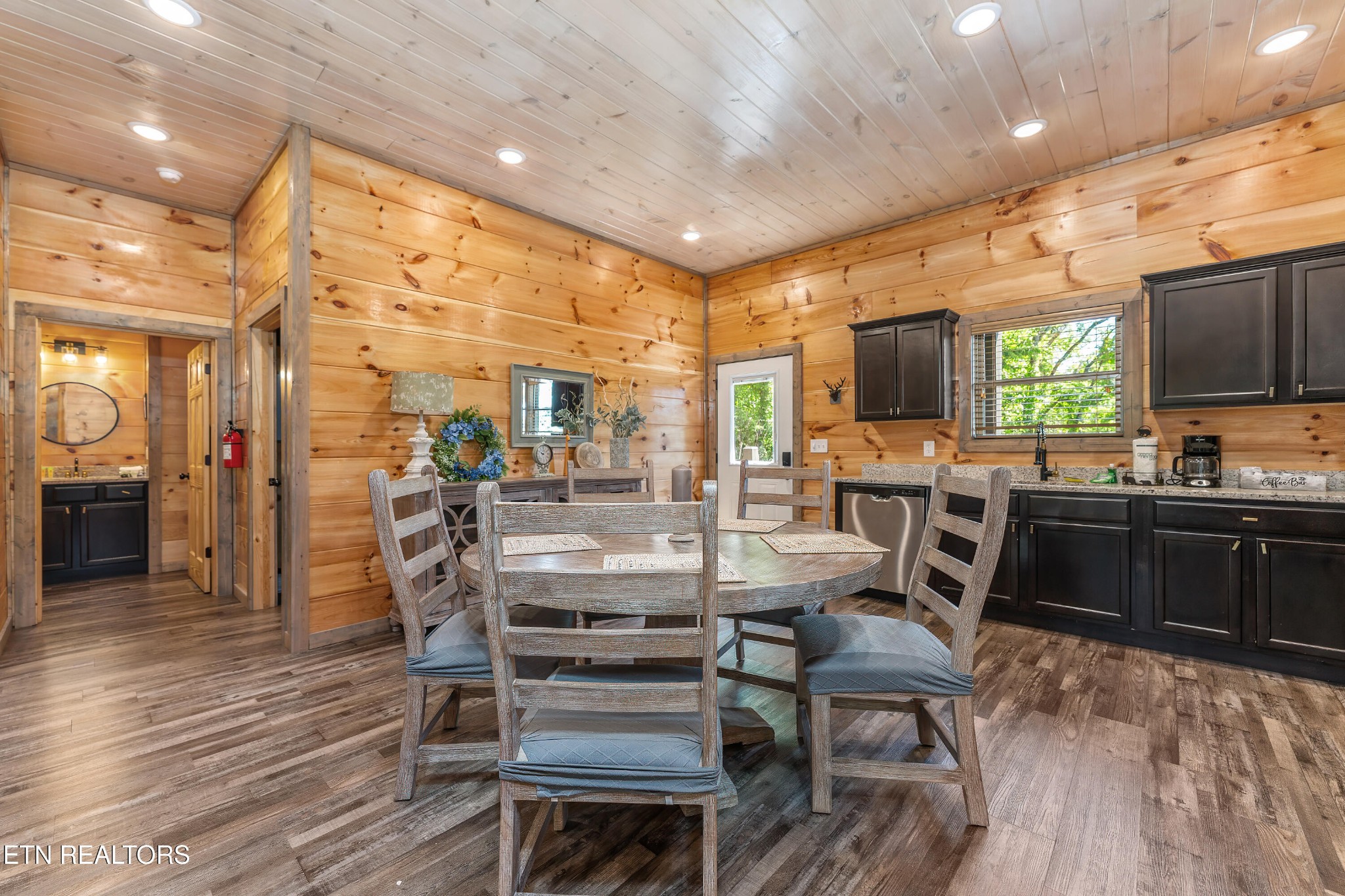2127 Eagle Feather Drive Sevierville TN 37876