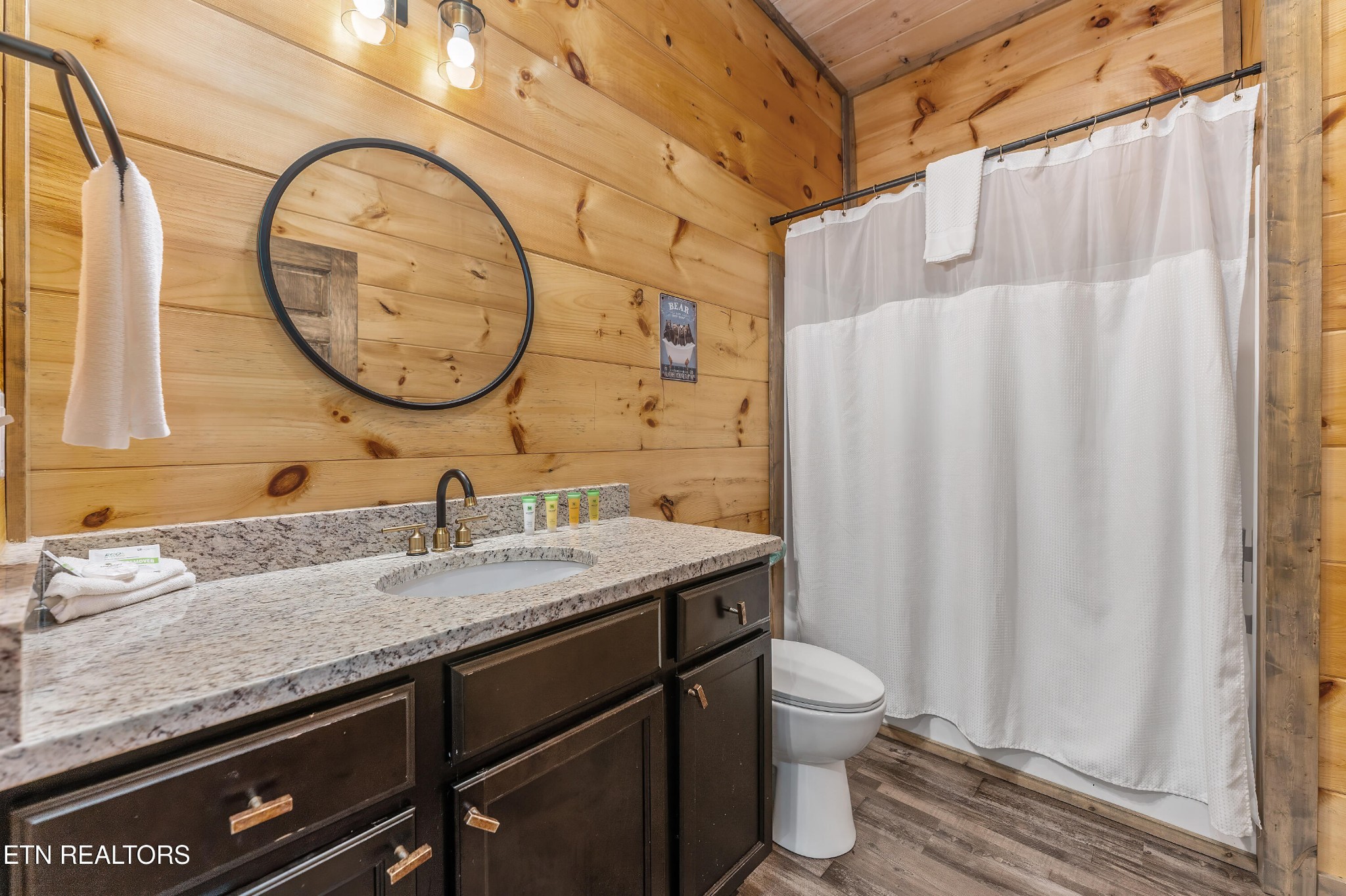 2127 Eagle Feather Drive Sevierville TN 37876