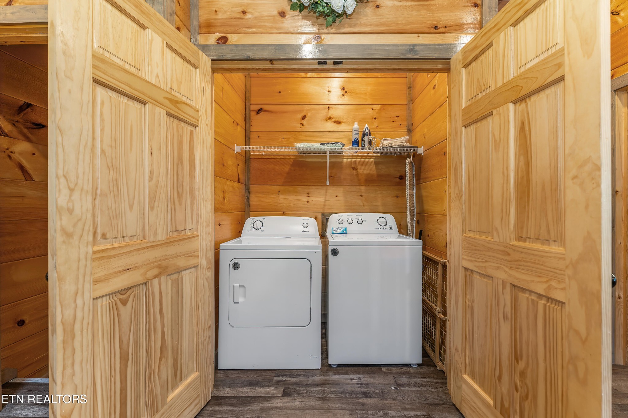 2127 Eagle Feather Drive Sevierville TN 37876