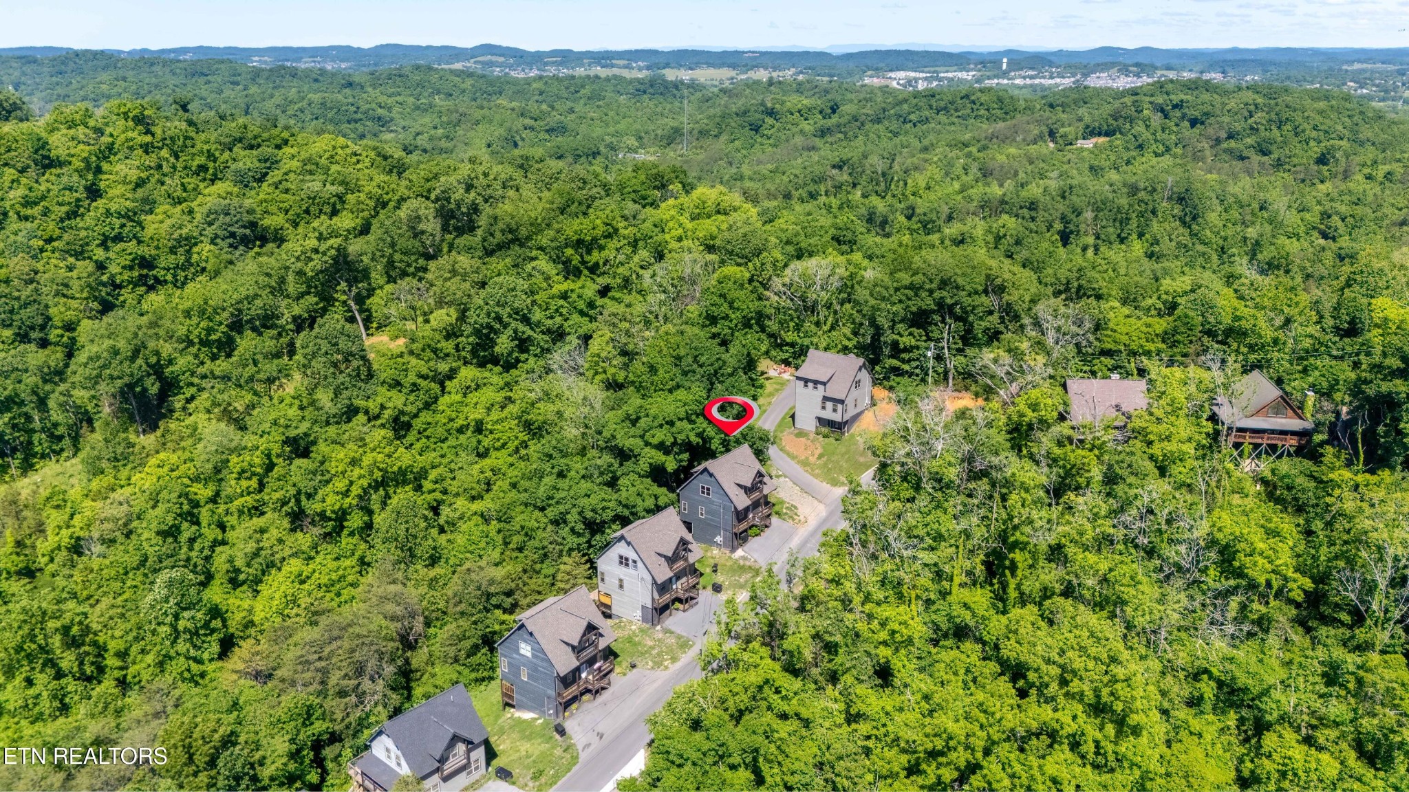 2127 Eagle Feather Drive Sevierville TN 37876