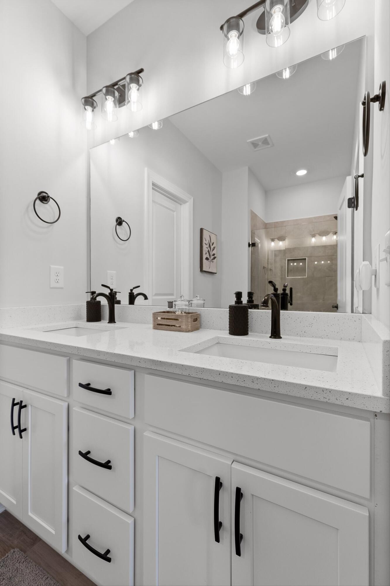 1966 Mitchell Avenue Chattanooga TN 37408