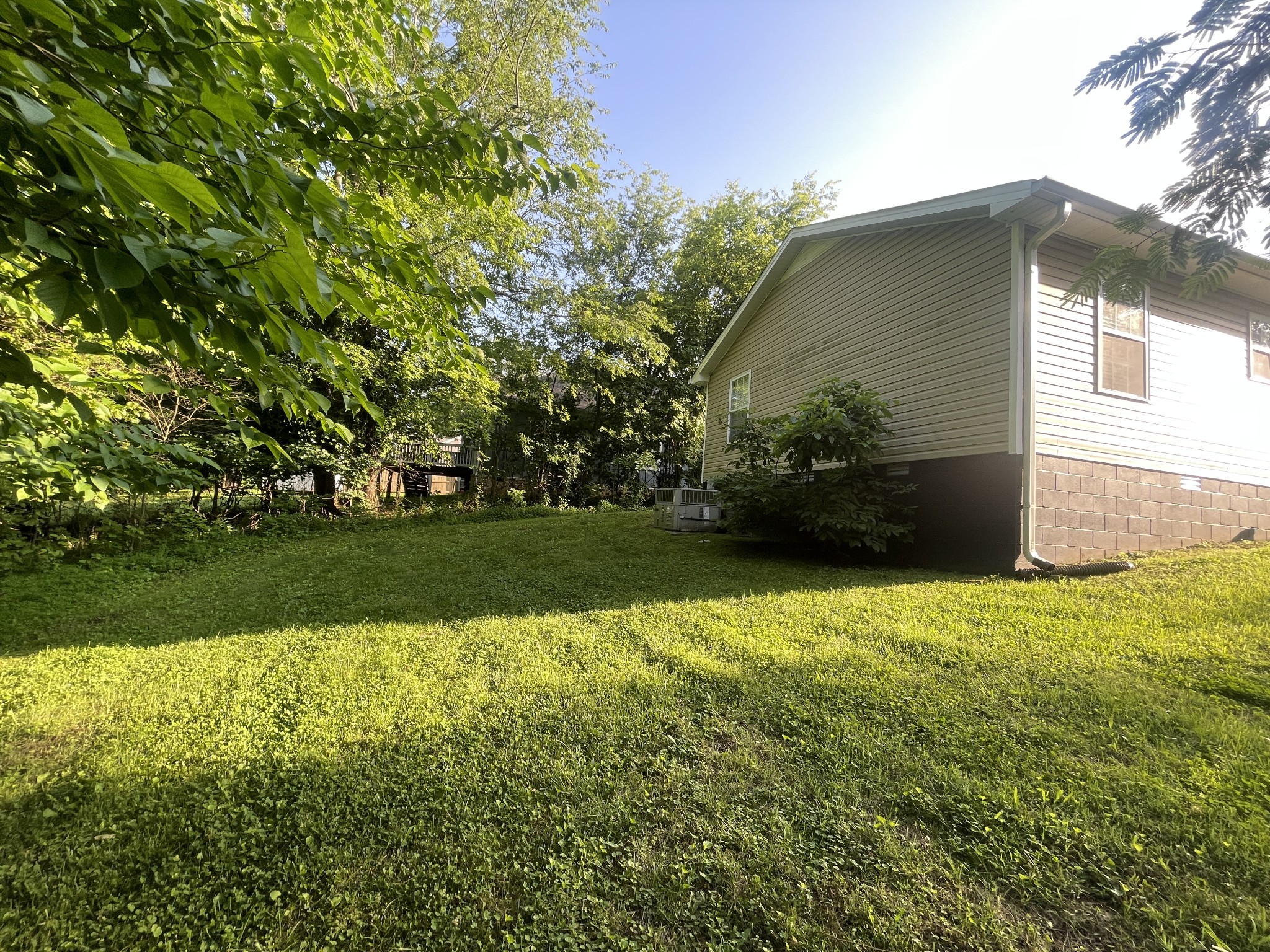 321 Rossview Road Clarksville TN 37043