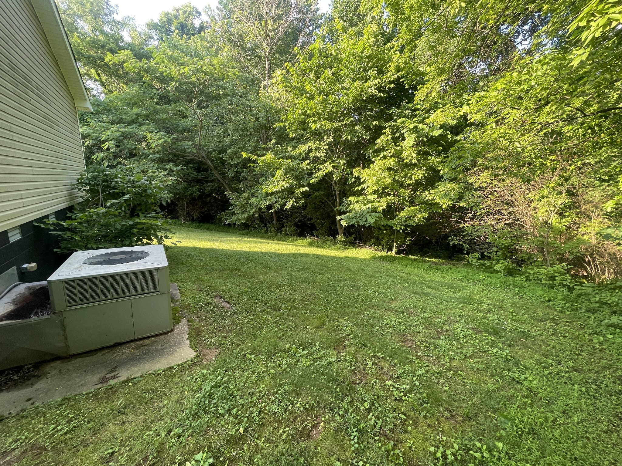 321 Rossview Road Clarksville TN 37043