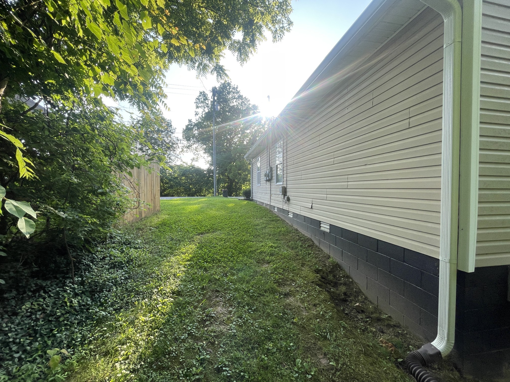 321 Rossview Road Clarksville TN 37043