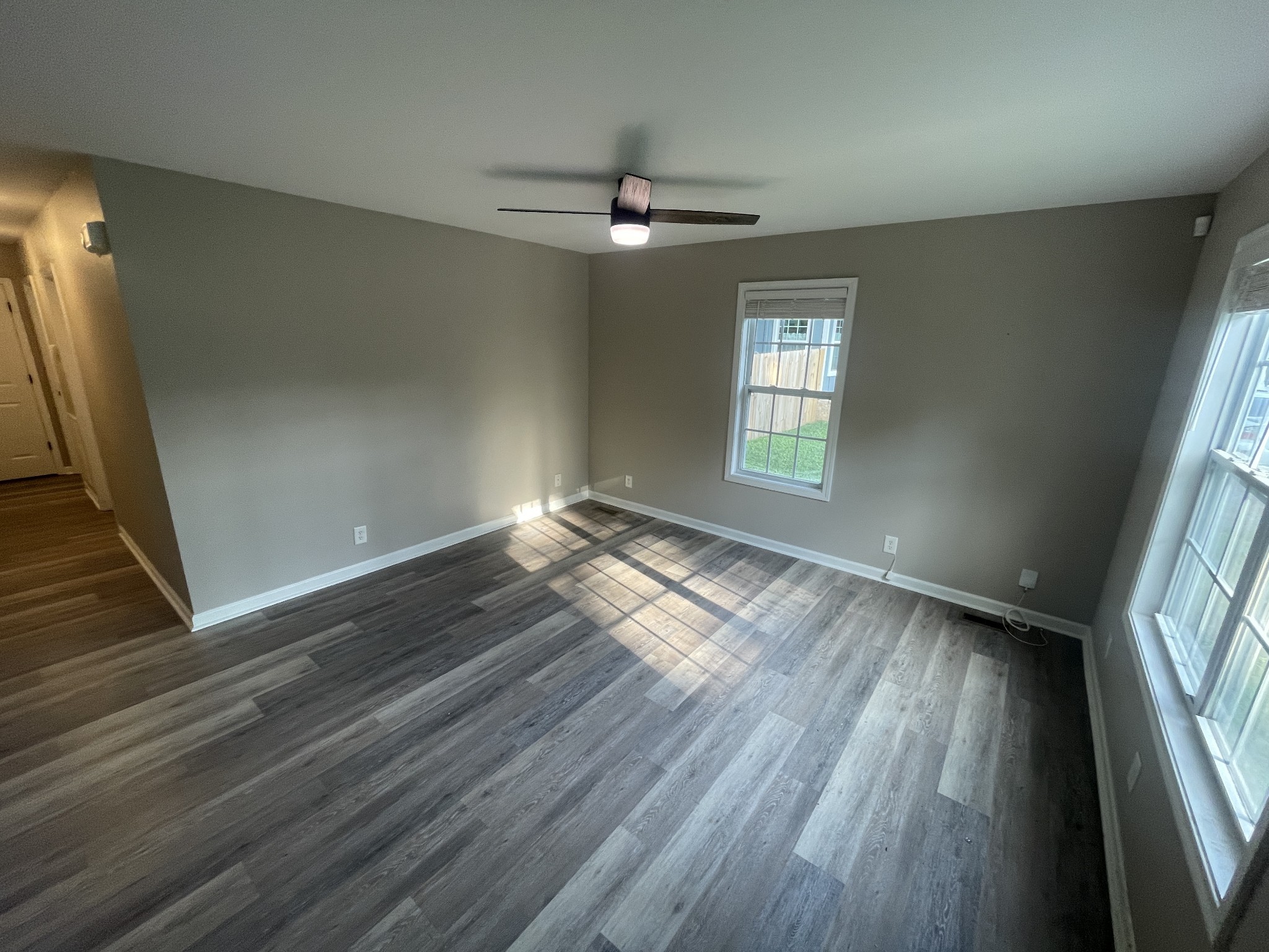 321 Rossview Road Clarksville TN 37043