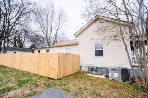 1112 S High Street Columbia TN 38401