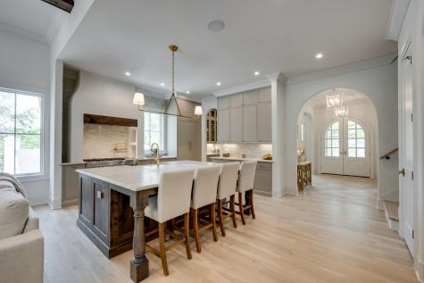 811 Neartop Drive Nashville TN 37205