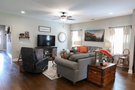 139 Hampshire Way White House TN 37188