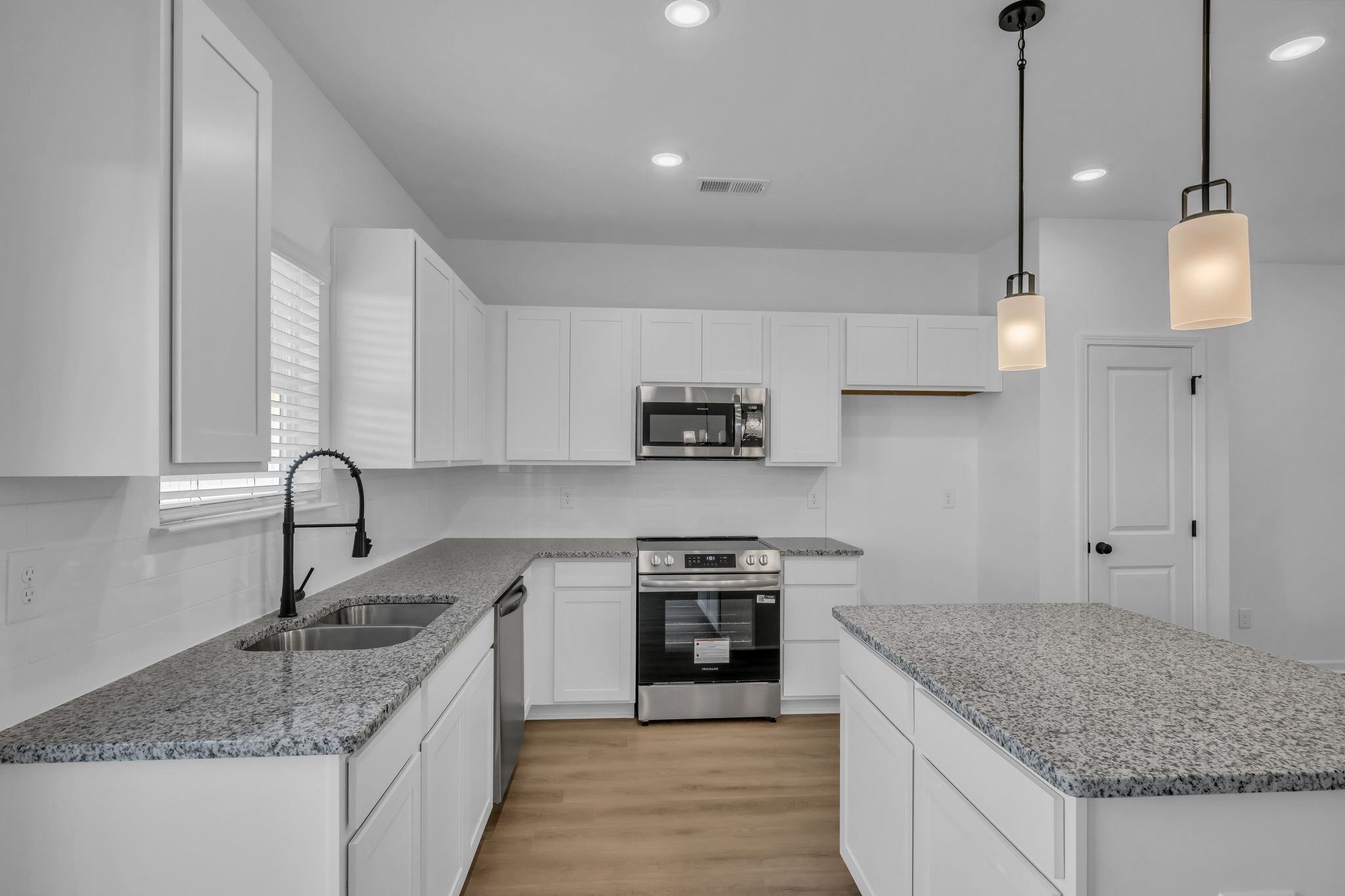 122 Ironhorse Way Dickson TN 37055