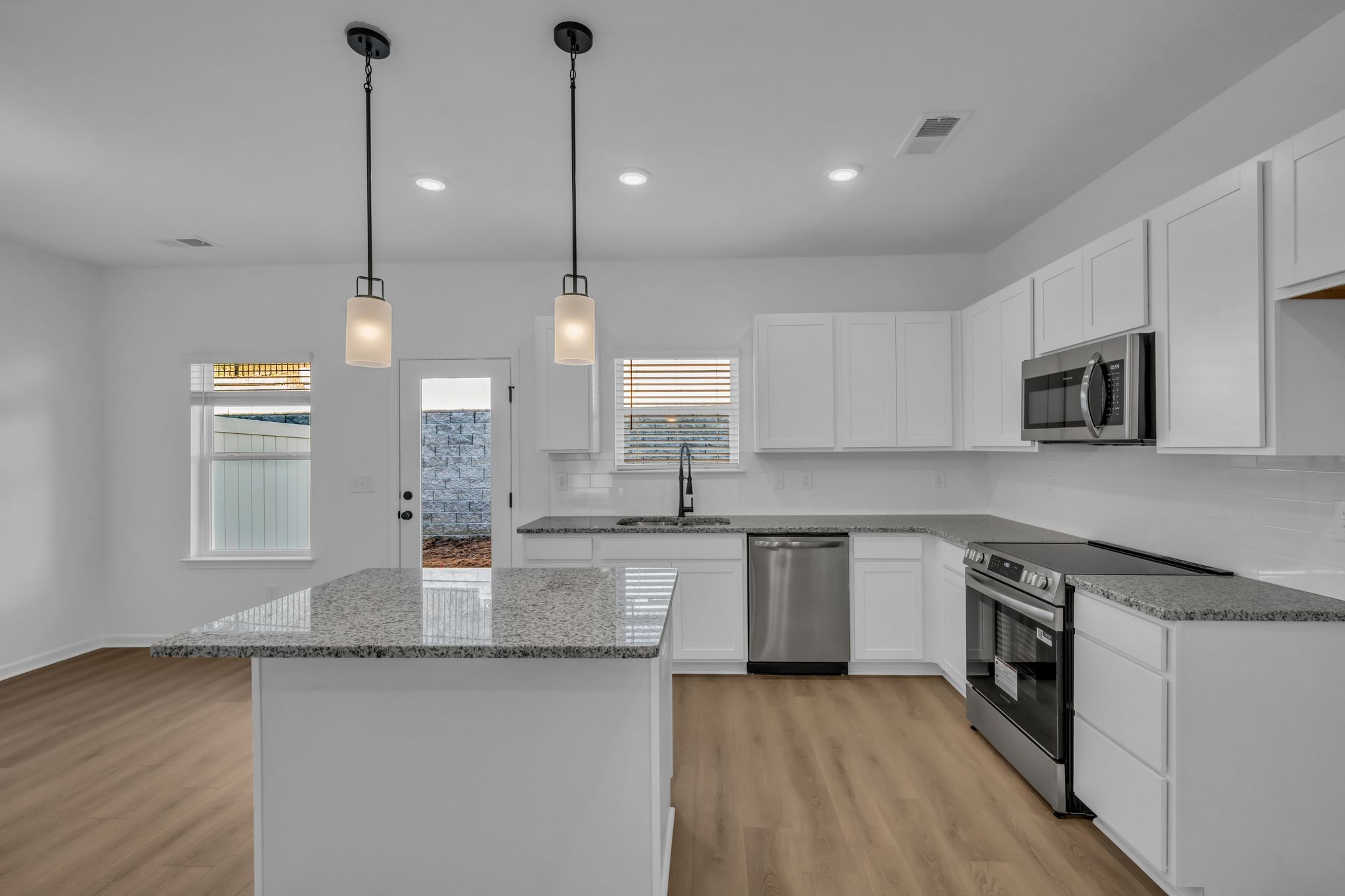 122 Ironhorse Way Dickson TN 37055