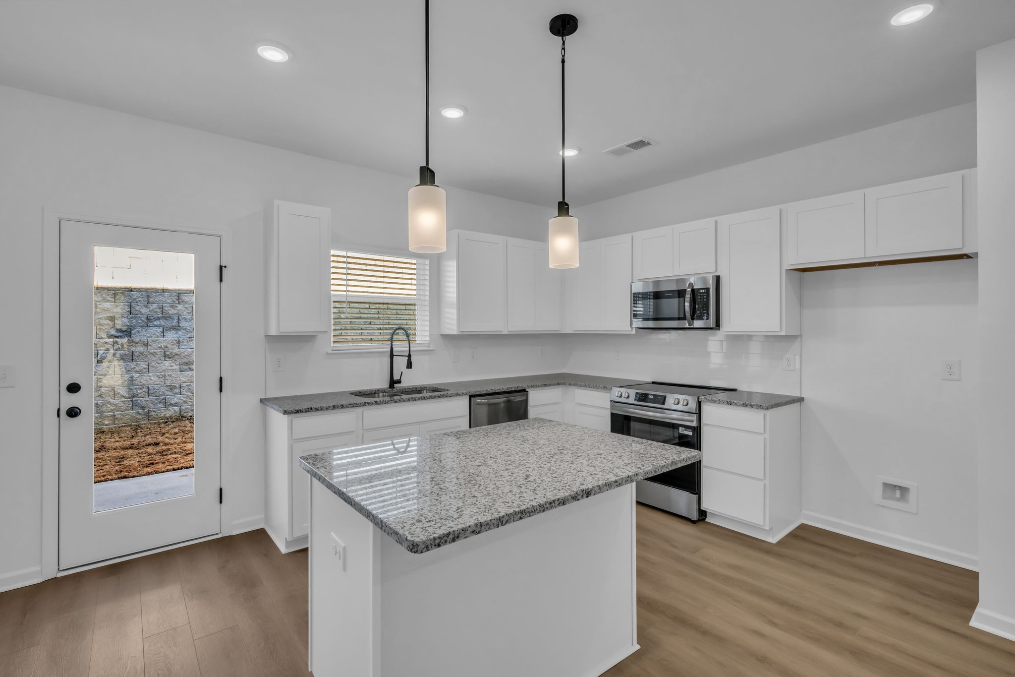 122 Ironhorse Way Dickson TN 37055