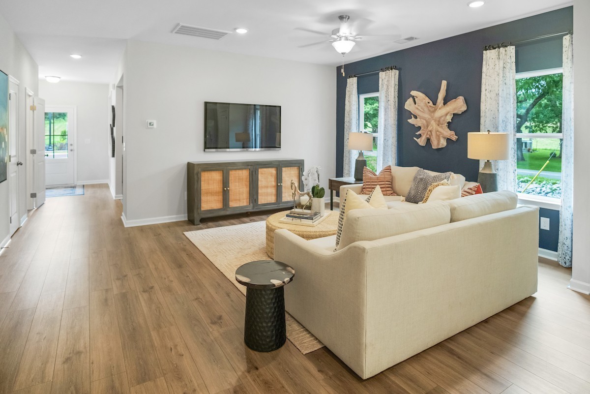 122 Ironhorse Way Dickson TN 37055