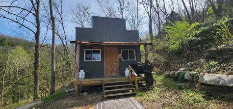 950 Chapman Hollow Road Dowelltown TN 37059