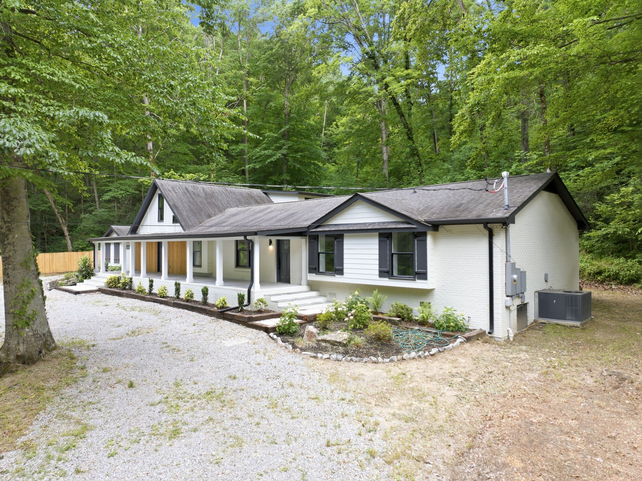 1032 Paint Pony Trail Pegram TN 37143