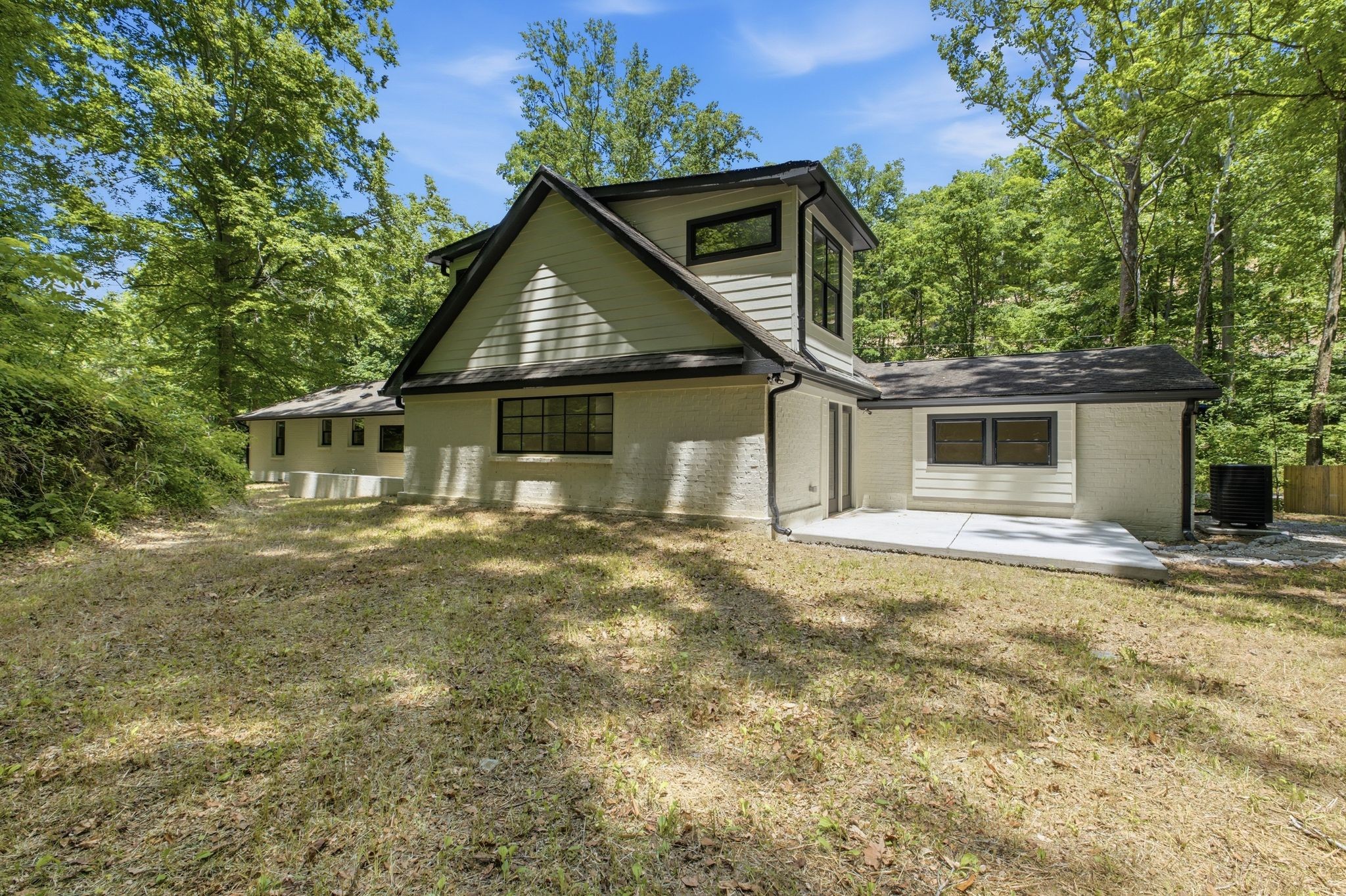 1032 Paint Pony Trail Pegram TN 37143