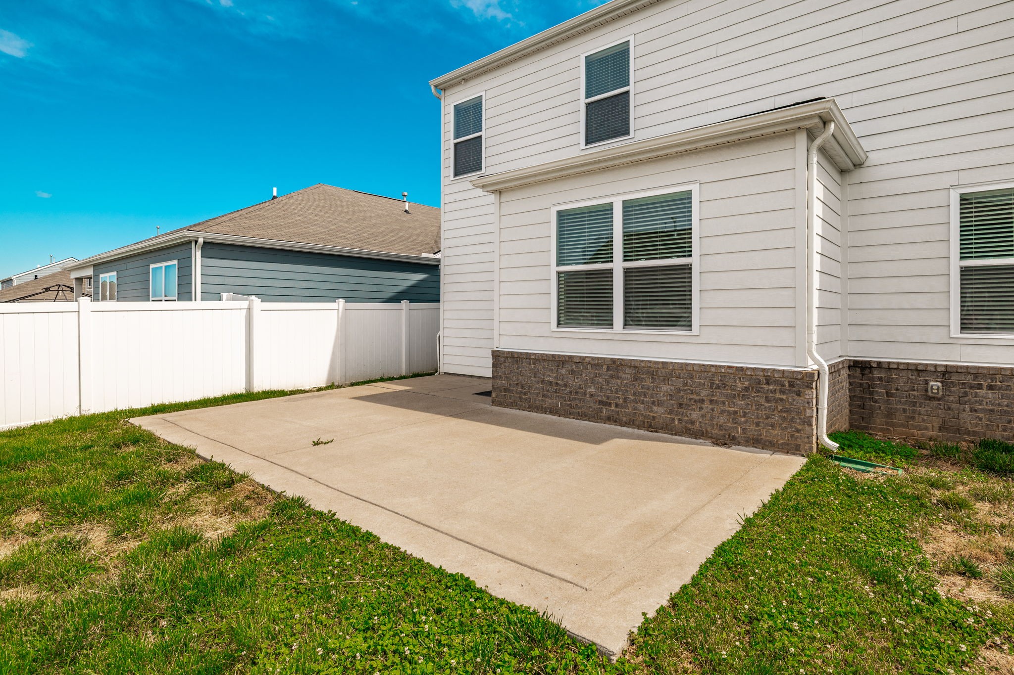 1168 Barry Baker Lane White House TN 37188