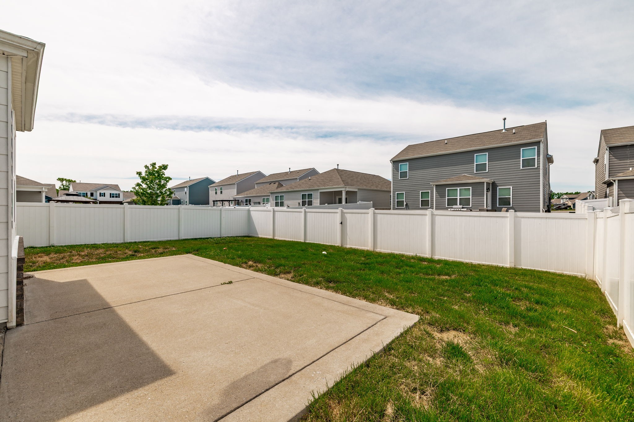 1168 Barry Baker Lane White House TN 37188